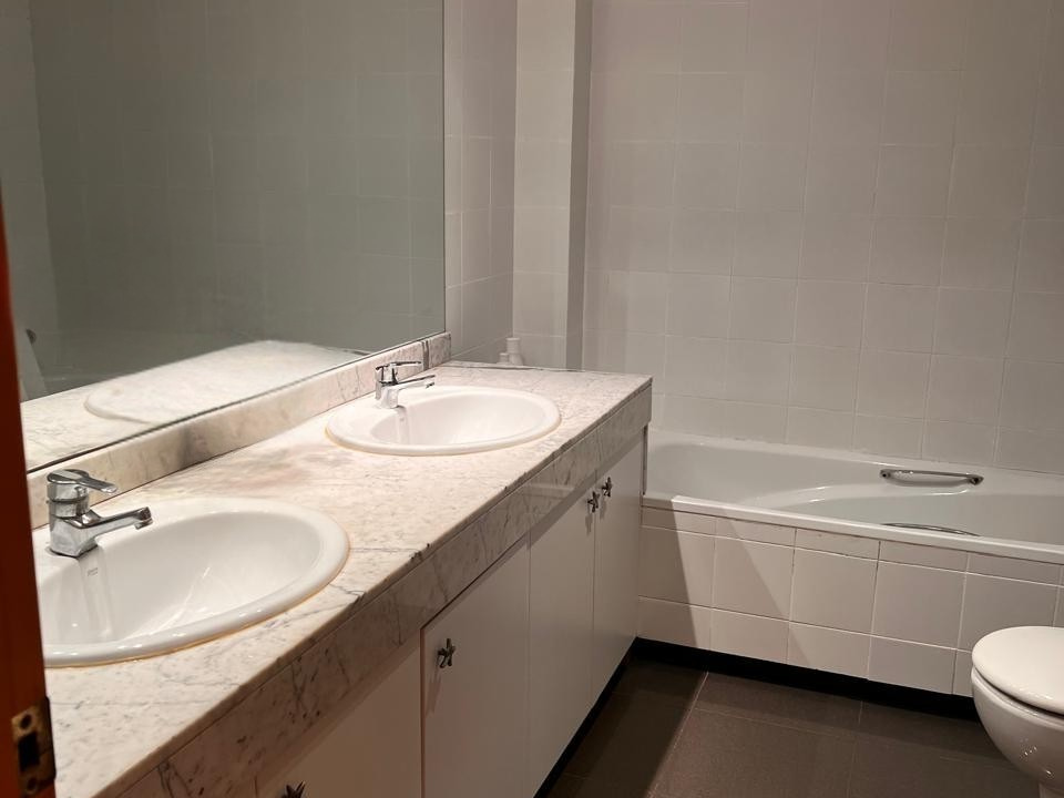 Piso Exclusivo en el Corazón de Terrassa-Isabel Silva - Premium Real Estate 60