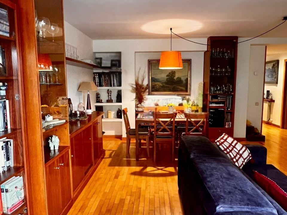 Piso Exclusivo en el Corazón de Terrassa-Isabel Silva - Premium Real Estate 45